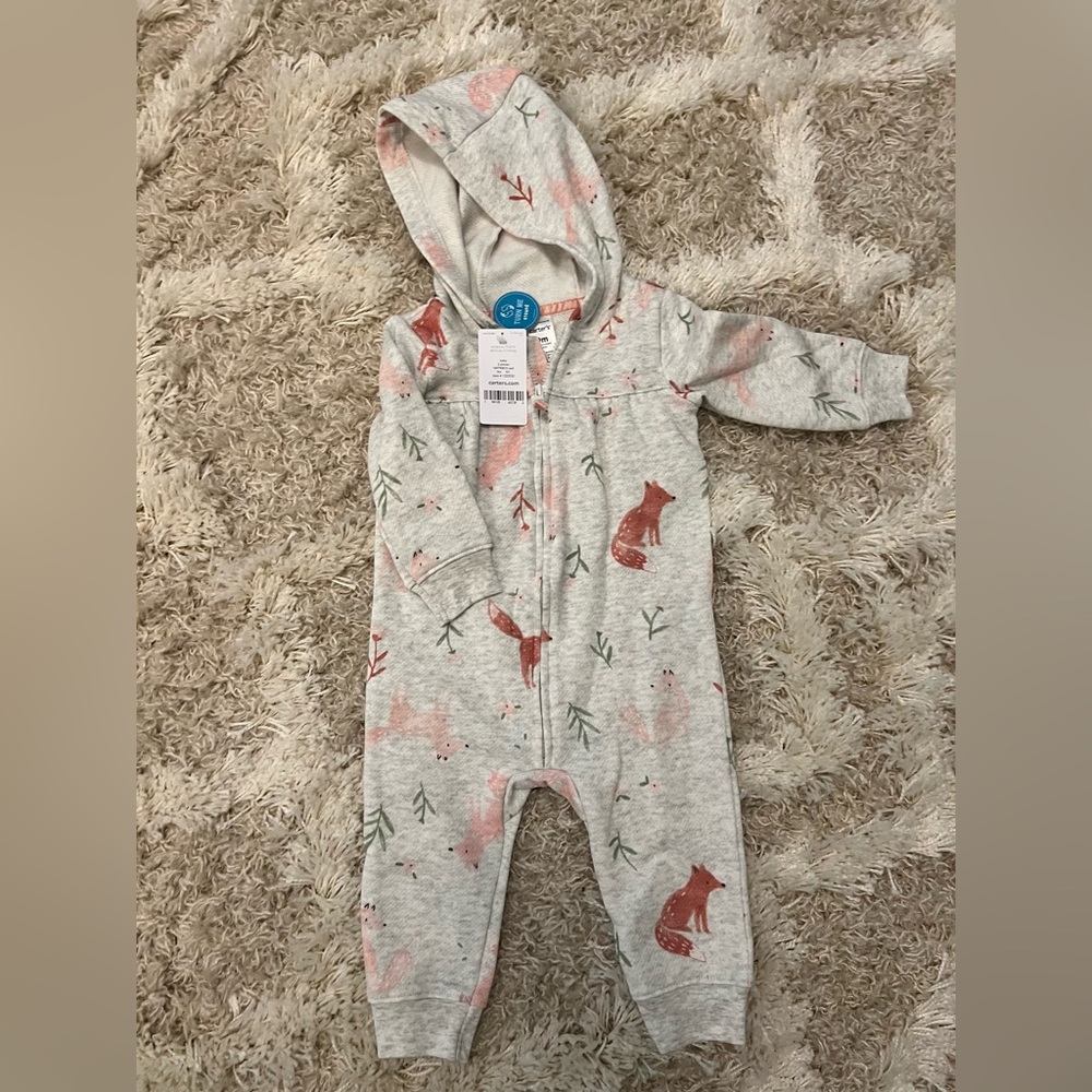NWT fleece outfit for girls.